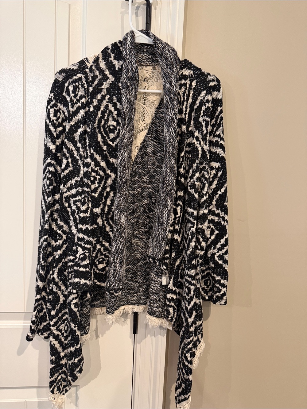 Takara Black and White Open-Front Patterned Draped Cardigan